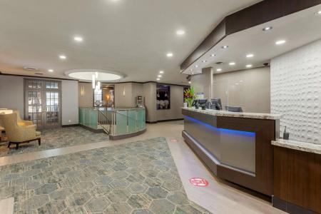 Best Western Plus Toronto Airport - 1