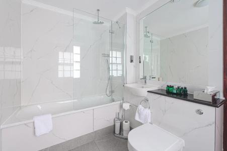 Fitzrovia - 7