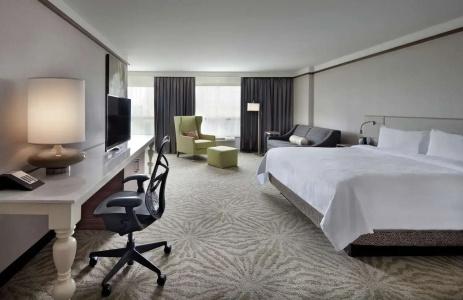 Hilton Garden Inn Montreal Airport - 49