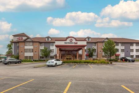 Best Western Plus Inn & Suites - 23