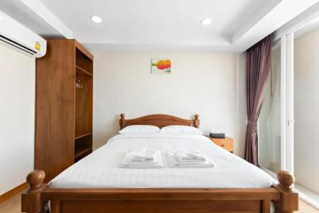Royale 8 Ville Guest House - 36