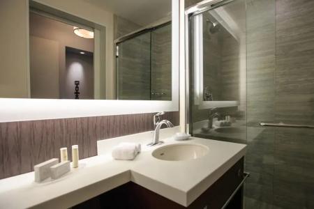 Courtyard by Marriott Boston Downtown - 66
