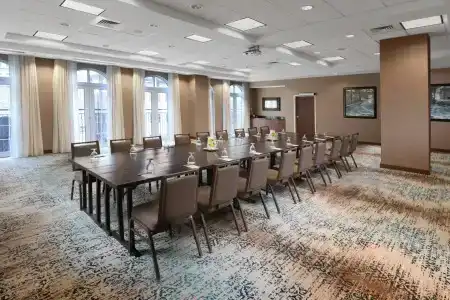 Courtyard by Marriott San Antonio Riverwalk - 16