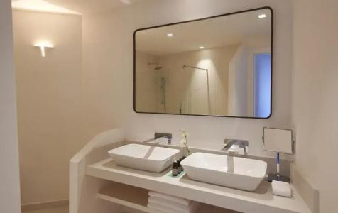 Baia Di Chia Resort Sardinia, Curio Collection By Hilton - 17