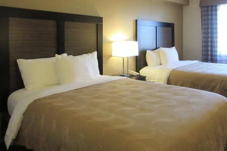 Quality Inn - Airport - 6