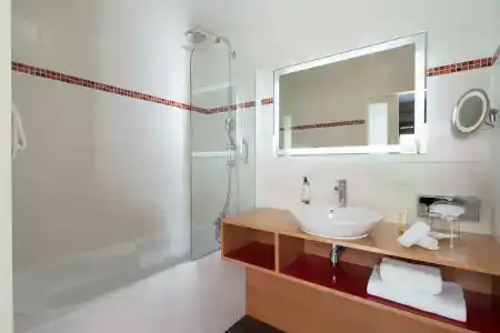 Best Western Plus De La Regate-Erdre - 10