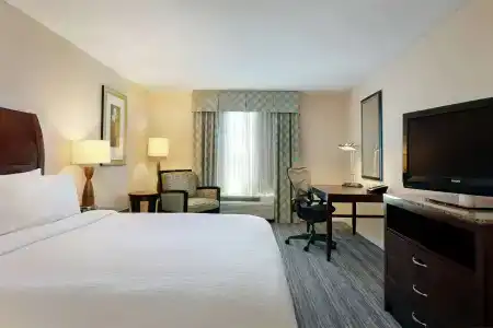 Hilton Garden Inn West I-65 Airport Boulevard - 2