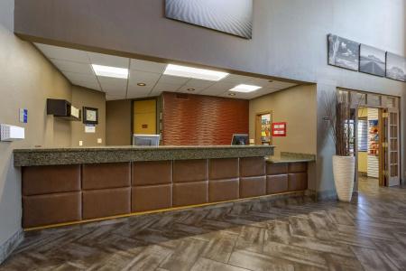 Best Western Plus Thunderbird Suites - 1