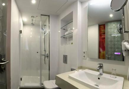 Two Berlin By Axel - Adults Only - 46