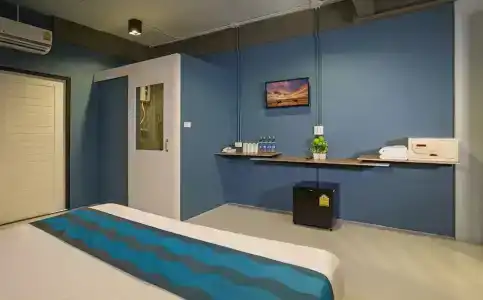 Amity Poshtel - 29