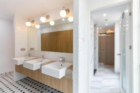 Oyo 753 Atnest Hostel - 29