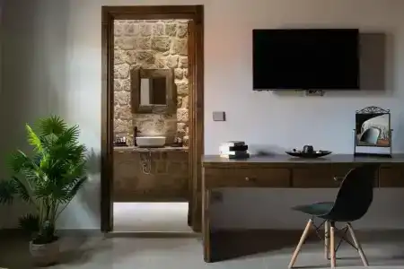 Ancient Knights Luxury Suites - 56