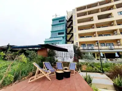 Usabai Riverside Boutique - 2