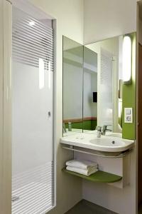 ibis budget Antwerpen Port - 34
