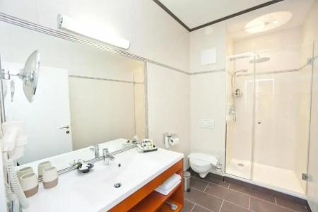 Sacher Baden - 30