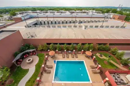 Hyatt Place - 18