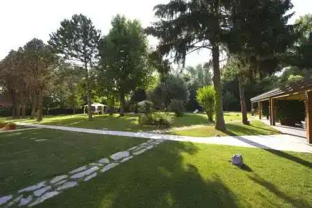 Viktoria Palace - 38