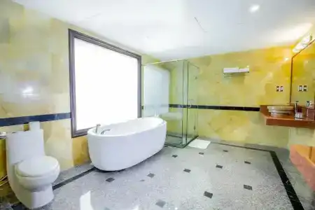 Diamond Bay Resort & Spa - 188