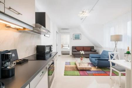 Best Western Plus Celebrity Suites - 95