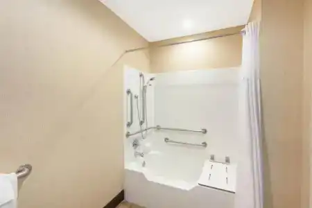 Wyndham Anaheim - 26