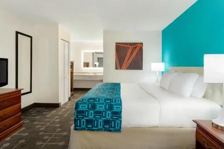 Howard Johnson by Wyndham Lookout Mountain - 16
