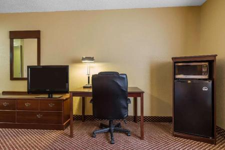 Quality Inn & Suites University Area - 37