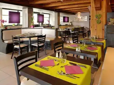 Hôtel Restaurant - Les Maraichers - 24