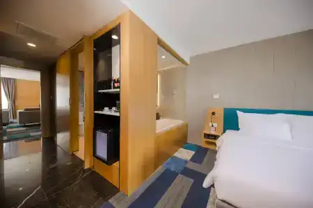 Quinter Central Nha Trang - 47
