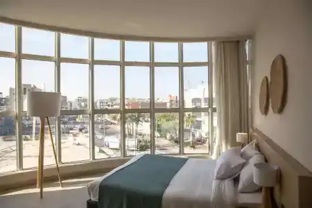 Redcon Suites - 127