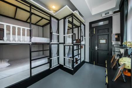 De Phanakron Boutique - 54