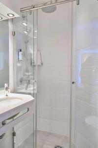 Best Western Plus Carlton Annecy - 48