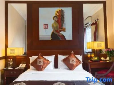 Ben Thanh Boutique - 93