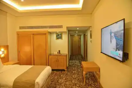 Muscat Plaza - 6