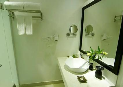 Apsara Centrepole - 57