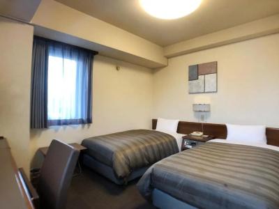 Route-Inn Ueda - Route 18 - - 11