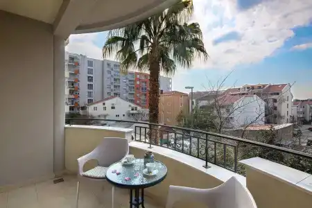 Le Marc Guest house - 1