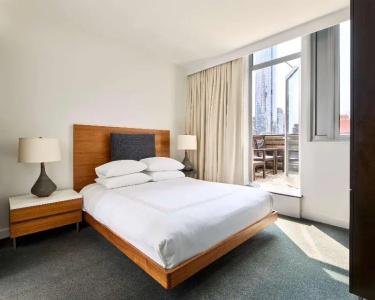 Smyth Tribeca - 77