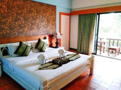 Bhumiyama Beach Resort - 40