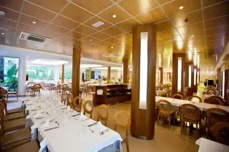 Riviera Beac- Adults Recomended - 17
