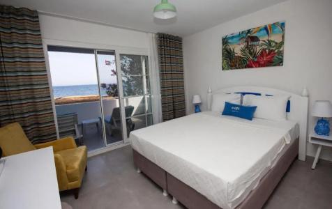 Mojo Beach - 12
