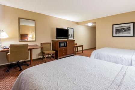 Hampton Inn - Suites-North-I-95 - 5