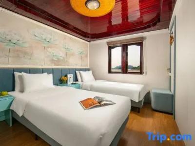 Halong Fantasea Cruise - 22