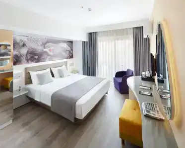 Lalila Blue Suites - 50