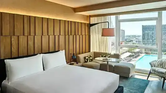Conrad Los Angeles - 50
