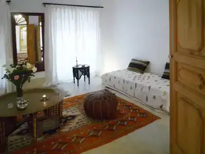 Riad Azahar - 82