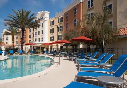 Comfort Suites - 15
