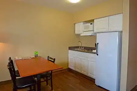 Extended Stay America Suites - - Midtown - 31