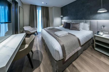 The Regency, Rome, a Tribute Portfolio - 3