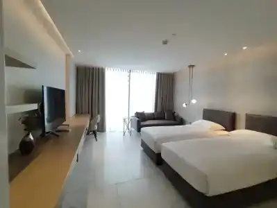 ashley bkk - 13