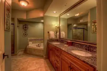 RiverStone Resort & Spa - 333